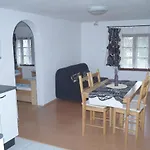 بيت ضيافة Peklo 3*